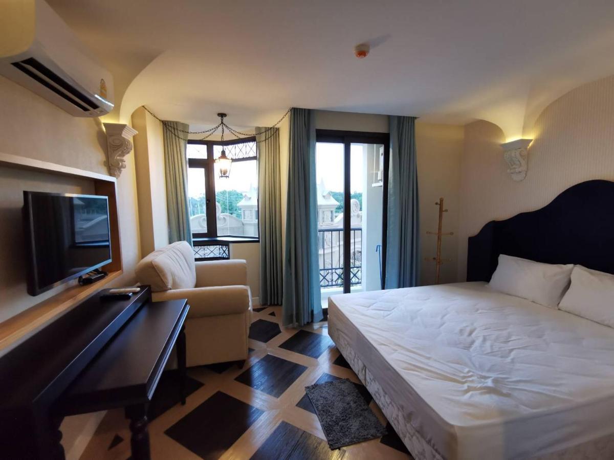 Espana Condo Resort Джомтьєн-Біч Екстер'єр фото