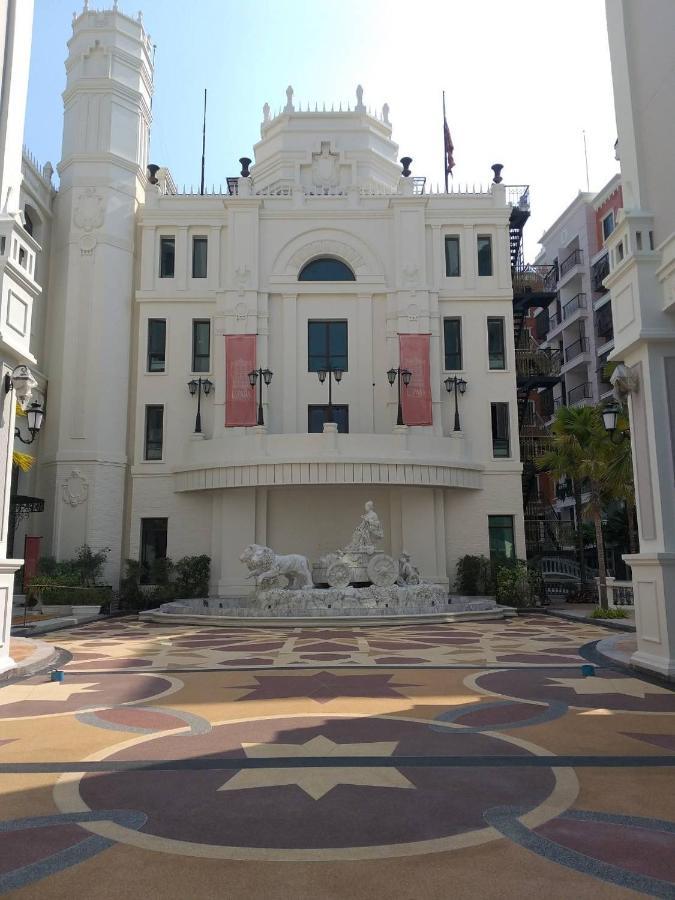 Espana Condo Resort Джомтьєн-Біч Екстер'єр фото